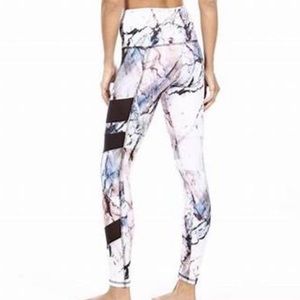 STRUT THIS galaxy legging